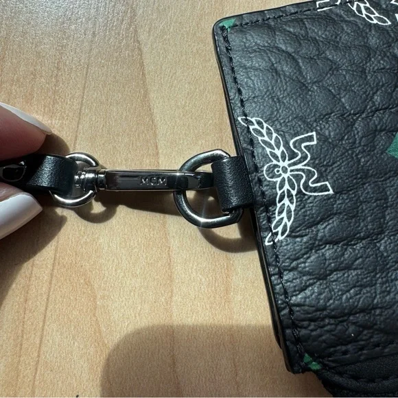 MCM Aren Black Card Holder with Strap - Picture 5 of 7